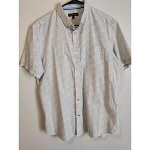 Banana Republic Men’s White Geometric Triangle Button Down Short Sleeve Shirt(L)